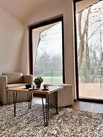 Blisku do Gradot Riverfront Cabins