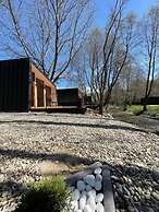 Blisku do Gradot Riverfront Cabins