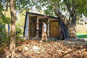 Blisku do Gradot Riverfront Cabins