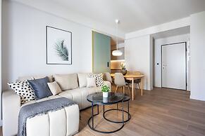 Nostalgia 1-Bedroom Apartment in Athens