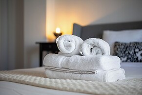 Nostalgia 1-Bedroom Apartment in Athens