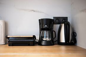 Nostalgia 1-Bedroom Apartment in Athens