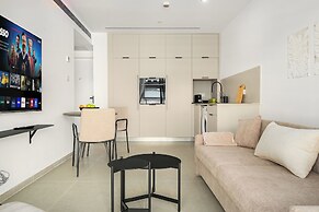 Red Canyon Spa Cozy Suite by Sea N' Rent