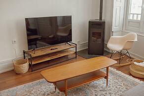 Downtown Retro Bolhao by Vacationy