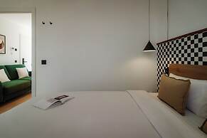 Via Monte Apartments