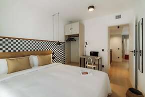 Via Monte Apartments