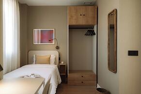 Via Monte Apartments