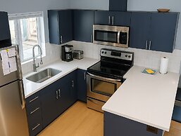Modern North Seattle Getaway