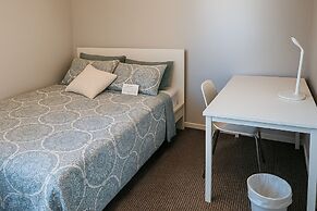 Modern North Seattle Getaway