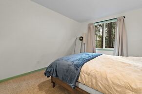 Charming Cabin Escape