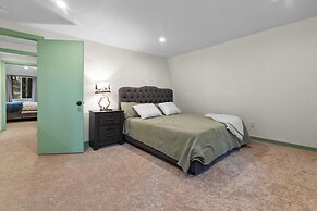 Charming Cabin Escape