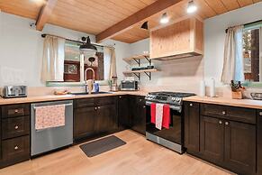 Charming Cabin Escape