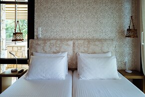 Christie's Luxury Suites