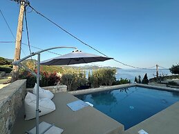 Christie's Luxury Suites