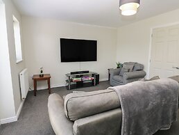 5 Ashcroft Mews