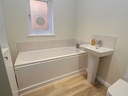 5 Ashcroft Mews