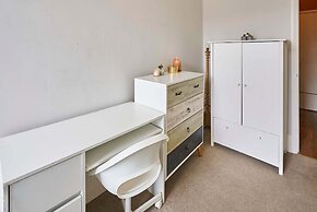 Host Stay Mermaid Hove