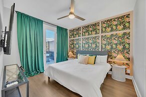 Close to DT Music City - Rooftop Views Game Room