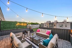 Close to DT Music City - Rooftop Views Game Room
