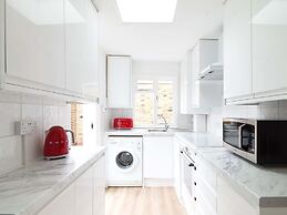 Brook Green Stylish 2 bed