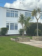 Charming 2 Storey Holiday Villa in Dawlish Warren