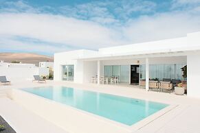 Villa Ainé by RSC Suites