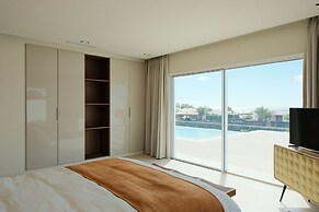 Villa Ainé by RSC Suites