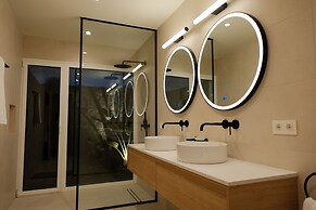 Villa Ainé by RSC Suites