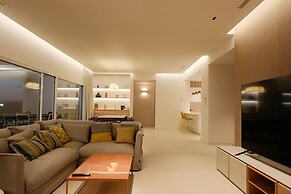 Villa Ainé by RSC Suites