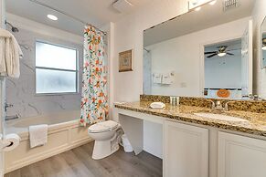 Resort Pool & Arcade: Family Townhome in Davenport