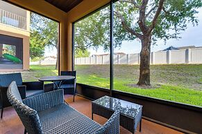 Resort Pool & Arcade: Family Townhome in Davenport