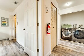 Resort Pool & Arcade: Family Townhome in Davenport