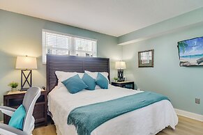 Walk to Clearwater Beach: Dockside Condo