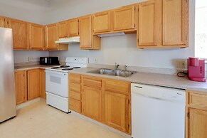 Explore Old Market: Convenient Omaha Condo