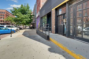 Explore Old Market: Convenient Omaha Condo