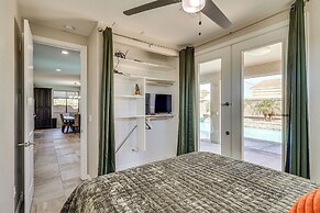 Modern Gem w/ Pool & Mtn Views in Lake Havasu City