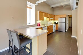 Prime Old Market Location: Walkable Omaha Condo!