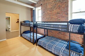 Prime Old Market Location: Walkable Omaha Condo!