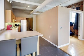 Prime Old Market Location: Walkable Omaha Condo!