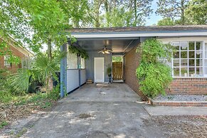 < 3 Mi to Gulf: Family-friendly Retreat w/ Yard!