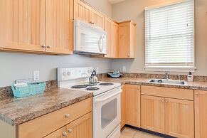 1 Mi to Moody Beach: Cottage w/ Pool Access!