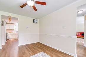 3 Mi to Dtwn Cary: Family Home w/ Deck!