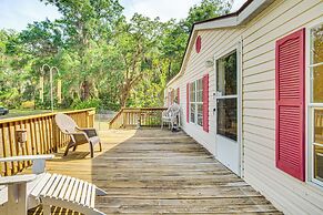 Near Historical Sites: Quiet St Helena Island Home
