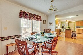 Near Historical Sites: Quiet St Helena Island Home
