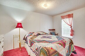 Near Historical Sites: Quiet St Helena Island Home