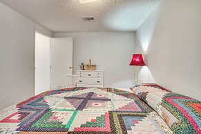 Near Historical Sites: Quiet St Helena Island Home