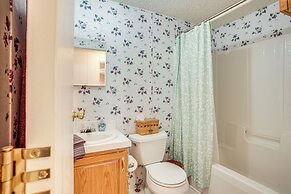 Near Historical Sites: Quiet St Helena Island Home