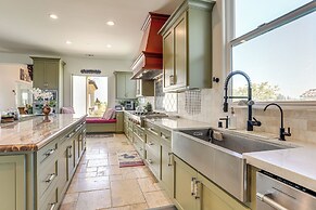 8 Mi to Lodi Lake: Luxe Home w/ On-site Vineyard