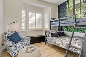 8 Mi to Lodi Lake: Luxe Home w/ On-site Vineyard