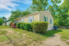 3 Mi to Historic Dtwn: Hopewell Home w/ Yard